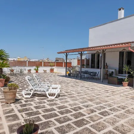 Palazzo Giordano Luxury Bed & Breakfast 3*